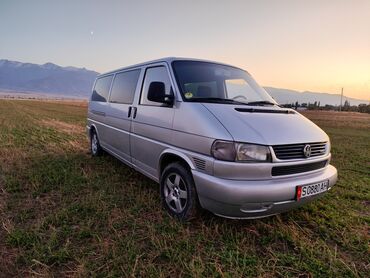 Volkswagen: Volkswagen Caravelle: 2002 г., 2.5 л, Механика, Дизель, Минивэн