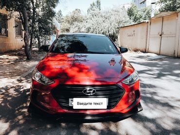 Hyundai: Hyundai Elantra: 2 l | 2018 il Sedan