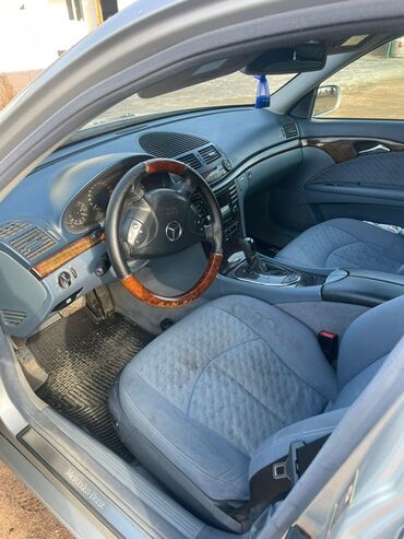 Mercedes-Benz: Mercedes-Benz E-Class: 2002 г., 2.6 л, Автомат, Бензин, Седан — 11