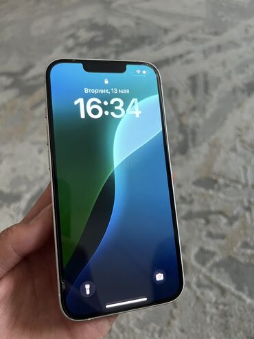 телефоны в токмоке: IPhone 13, Б/у, 128 ГБ, Белый, Зарядное устройство, 85 %
