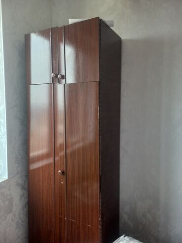 шкаф на кухни: Шкаф сатам колдонулган 2 штук бир палас 1000сомго