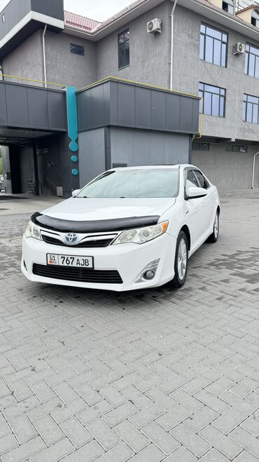 машина дамас: Toyota Camry: 2012 г., 2.5 л, Автомат, Гибрид, Седан