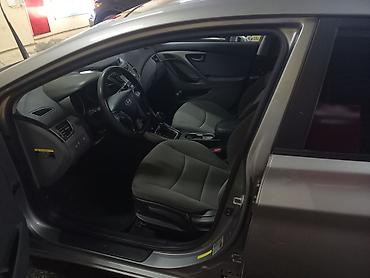 Hyundai: Hyundai Elantra: 1.8 l | 2015 il Sedan — 3