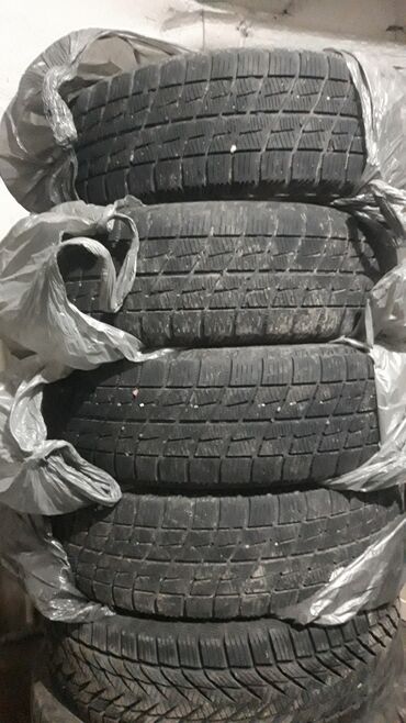 Шины: Шины 195 / 65 / R 15, Зима, Б/у, Комплект, Легковые, Япония, Bridgestone