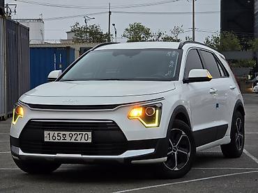 корейские кроссоверы: Kia Niro: 2022 г., Автомат, Гибрид, Кроссовер — 2