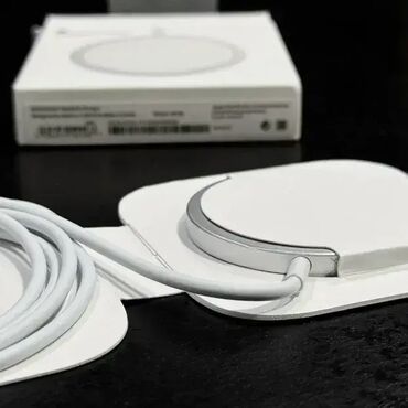 Punjači: Komplet Apple punjač jačine 20W i MagSafe punjač. Odgovara za sve na lalafo.rs — 5 Punjači: Komplet Apple punjač jačine 20W i MagSafe punjač. Odgovara za sve — 5