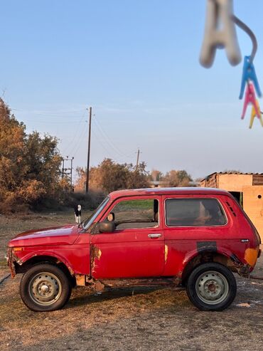 VAZ (LADA): VAZ (LADA) 4x4 Niva: 1.6 l | 1982 il Sedan — 7
