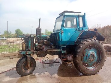 Kommersiya nəqliyyat vasitələri: Traktor motor 2.5 l, İşlənmiş