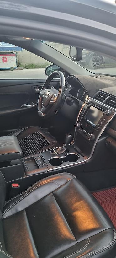 хром пленка: Toyota Camry: 2017 г., Гибрид, Седан — 5