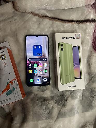 Samsung Galaxy A05, 64 GB, rəng - Yaşıl, Face ID, Sensor lalafo.az -da Samsung Galaxy A05, 64 GB, rəng - Yaşıl, Face ID, Sensor