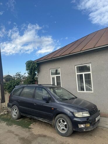 обмен с вашей доплатой: Mitsubishi Chariot/Space Wagon (GDI), темно-синий универсал.В продаже