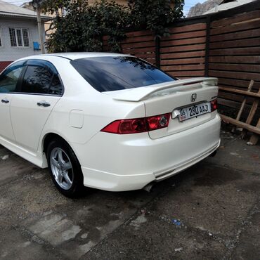 рассмотрю обмен: Honda Accord: 2003 г., 2.4 л, Автомат, Бензин, Седан