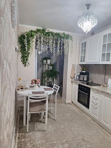 2 комнатные квартиры в бишкеке продажа: 2 комнаты, 54 м², Индивидуалка, 2 этаж, Евроремонт