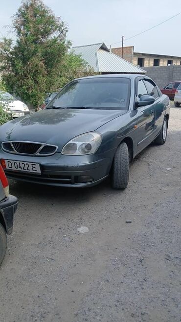 Daewoo: Daewoo Nubira: 2000 г., 1.6 л, Механика, Бензин, Седан
