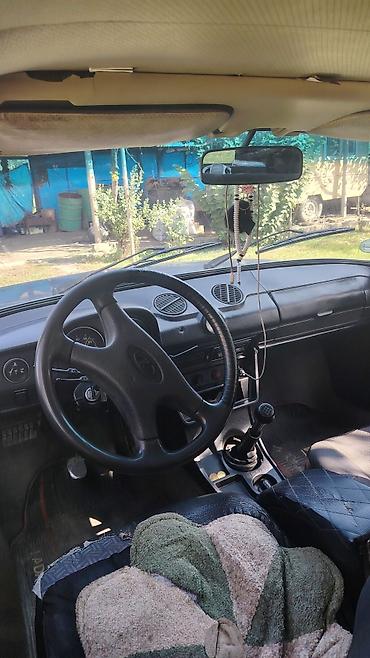 avto aksesuarlari: Model: Lada (VAZ) klassik sedan Ban növü: Sedan, 4 qapı Rəng: Tünd — 6