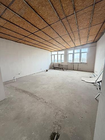 продаю гараж ош: 3 комнаты, 130 м², Элитка, 10 этаж, ПСО (под самоотделку) — 5