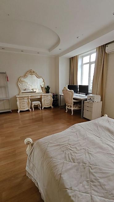 Квартиры: 3 комнаты, 185 м², Золотой квадрат Элитка, 4 этаж — 2