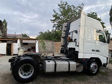 волва тадем: Тягач, Volvo, 2002 г., Без прицепа — 3