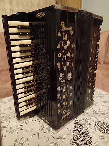 akkardeon: Akkordeon – dekorativ naxışlı, klaviaturalı model - Korpus: Qara — 5