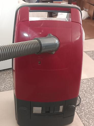 Пылесосы: Qablaşdırıla bilən torbalı tozsoran Philips 3800 W - Korpus — 2