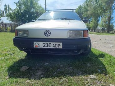 Volkswagen: Volkswagen Passat: 1991 г., 2 л, Механика, Бензин, Универсал