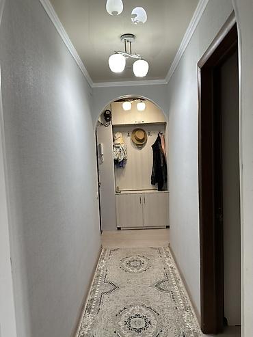 Продажа квартир: 2 комнаты, 43 м², 5 мкр 104 серия, 4 этаж, Евроремонт — 4