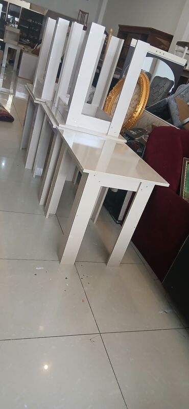 Masalar: Qonaq masası, Açılan, Taxta, Kvadrat masa — 1