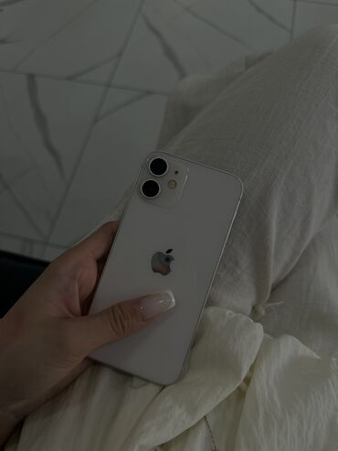 за сколько можно продать айфон 8 бу: IPhone 12 mini, Колдонулган, 64 ГБ, Ак, Заряддоочу түзүлүш, 76 %