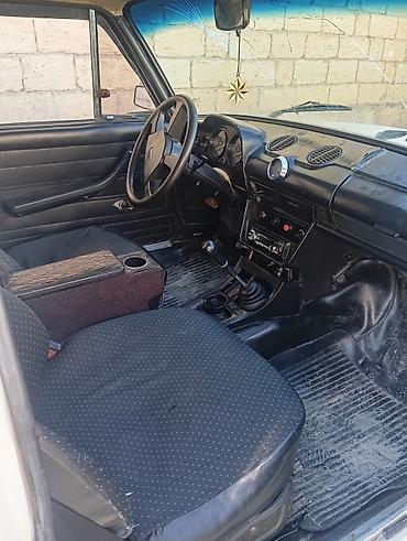 VAZ (LADA): VAZ 2106 sedan - Kuzov: 4 qapılı klassik “Jiquli” (VAZ 2106). Krem — 7