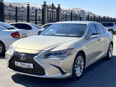 Lexus: Lexus ES: 2019 г., 2.5 л, Гибрид, Седан