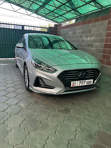 Продажа авто: Hyundai Sonata: 2018 г., 2 л, Автомат, Газ, Седан — 4