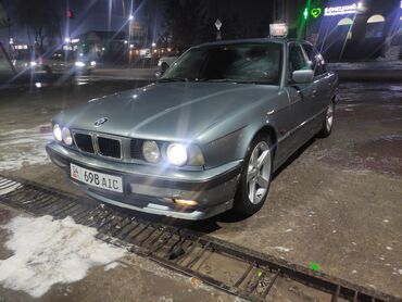 опрыскиватель б у: BMW 1 series: 1993 г., 2 л, Механика, Бензин, Седан