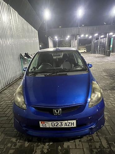 Honda Fit: 2004 г., 1.3 л, Вариатор, Бензин, Хэтчбэк