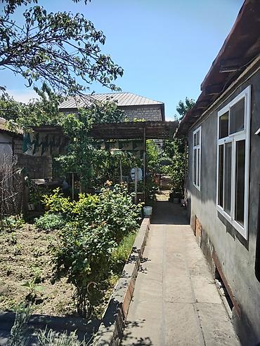bilgəh bağ evləri: Mingeçevir şəhəri həyət evi satılır. Ünvan H. Z. TAĞIYEV Ev 28(keçmiş — 2