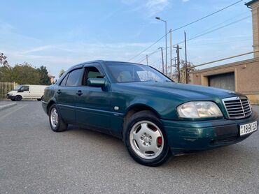 Mercedes-Benz: Mercedes-Benz 220: 2.2 l | 1995 il — 3