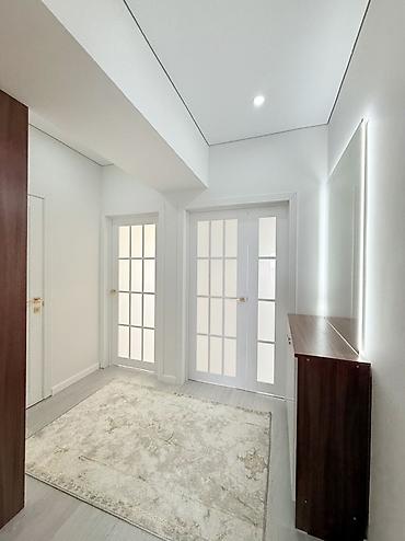 квартира 11мкр: 2 комнаты, 46 м², Элитка, 9 этаж, Дизайнерский ремонт — 1