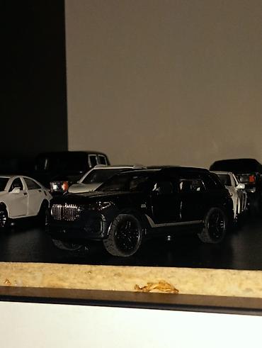 Avtomobil modelləri: Miqyaslı diecast oyuncaq avtomobil modelləri - Korpus: metal — 32