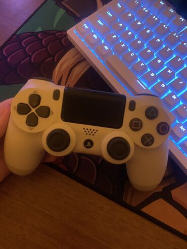 Геймпады (Джойстики): Всех приветствую, хотел бы обменять DualShock 4 на контроле от Xbox