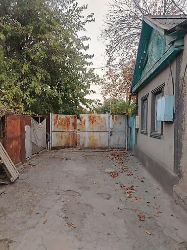 продаю дом киргизия 1: 6 комнат, 120 м², 25 соток, Петровка, Собственник — 1