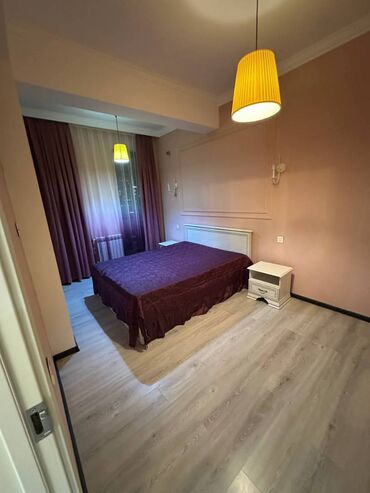 Mənzil kirayələyirəm: 3 otaqlı, 85 kv. m — 10