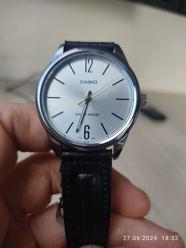 Наручные часы: Продаю часы Касио оригинал