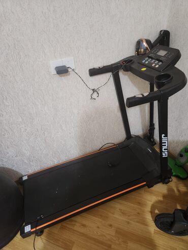 qaçış aparatı 2ci el: Beqavoy satilir 500azn. Mac cekisi 150kq. Unvan 9mkr Nigaz