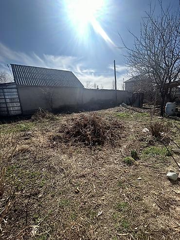 Продажа коттеджей и домов: Срочно продается частный дом Дом старый( но можно жить) Размер — 6