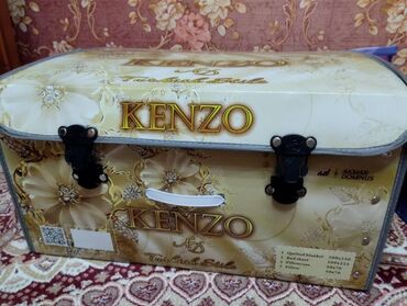 постельное белье kenzo цена: Постельное белье kenzo. в комплект входит одеяло теплый + 4 наволочки