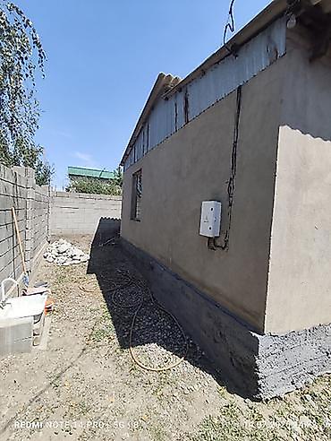 Дома: 🏡 СРОЧНО! Продаётся 3х-комнатный дом в ж/м Ак-Ордо! 📐 Площадь дома: 46 — 1