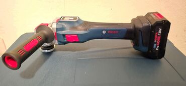 Ostali alati i mašine: BOSCH set alata 4u1 - 190€ Cena:190evra! 4 baterije 1 punjača Aku — 3