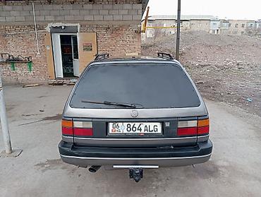 Volkswagen: Volkswagen Passat: 1989 г., 1.8 л, Механика, Бензин, Универсал — 6