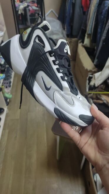 Кроссовки и спортивная обувь: Секонд хенд Сокулук — 19