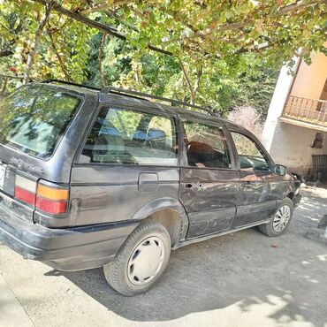 глушитель на пасат б3: Volkswagen Passat: 1989 г., 1.8 л, Механика, Бензин, Универсал