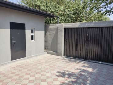 Долгосрочная аренда домов: 30 м², 2 комнаты — 3